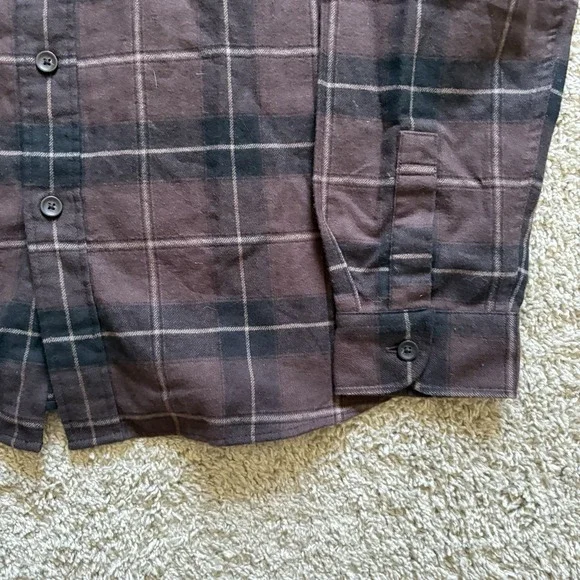 Uniqlo Button Up Flannel Shirt Med Mens Black Plaid 100% Cotton Long Sleeve - Picture 4 of 7